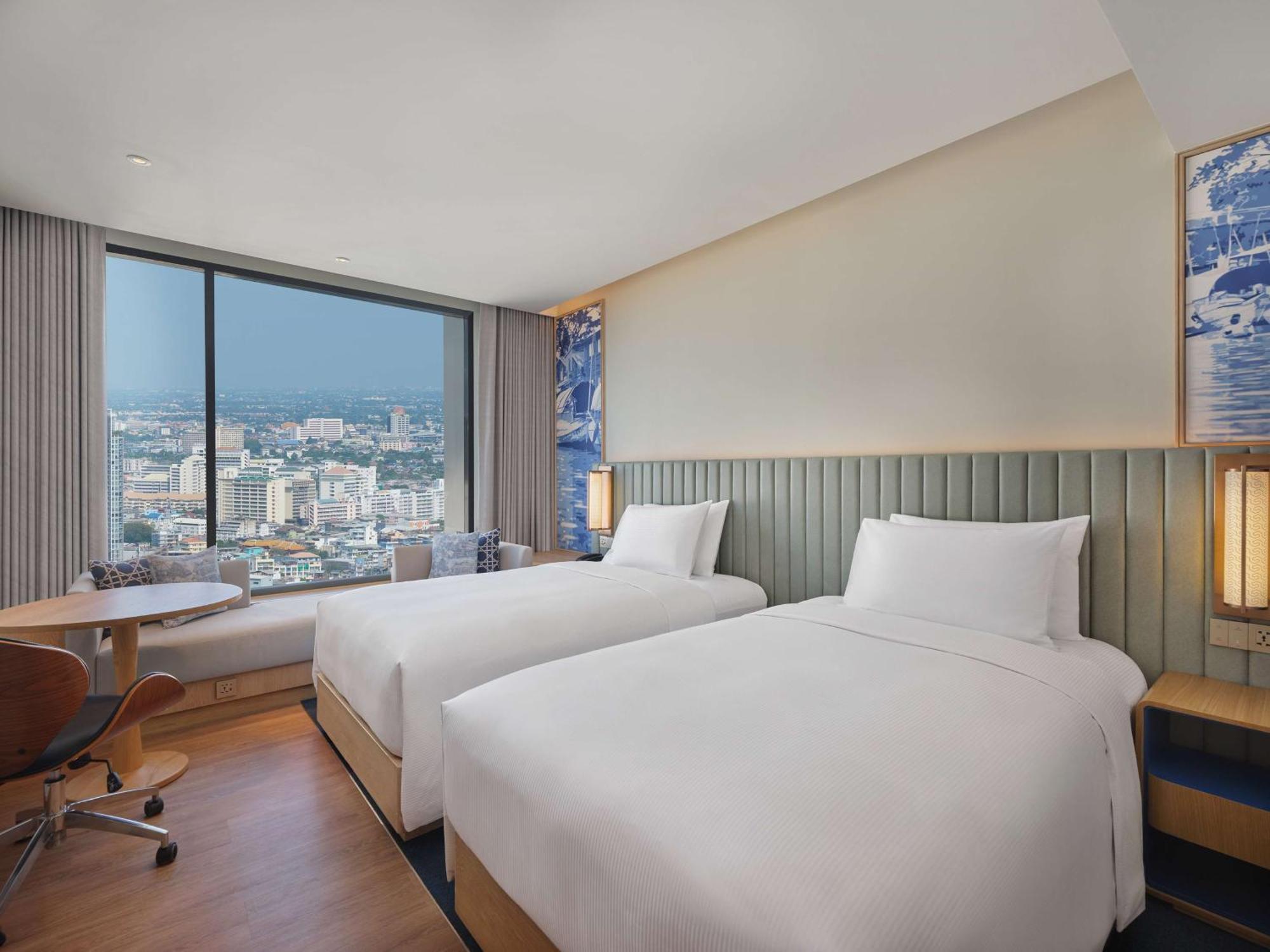 Hilton Garden Inn Bangkok Riverside Luaran gambar