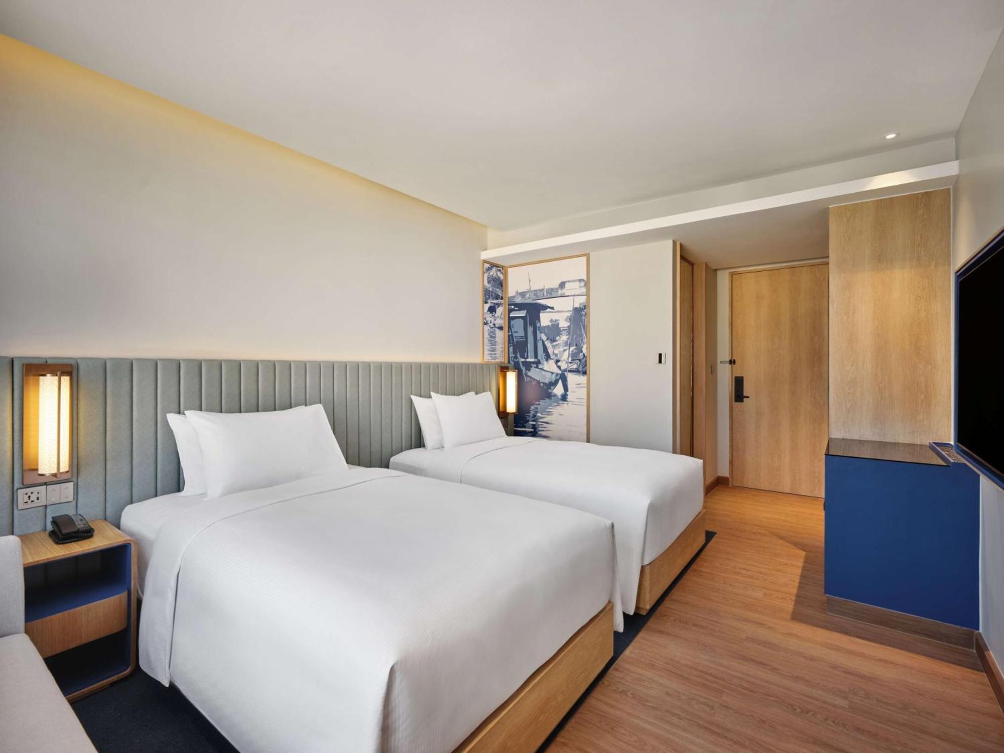 Hilton Garden Inn Bangkok Riverside Luaran gambar