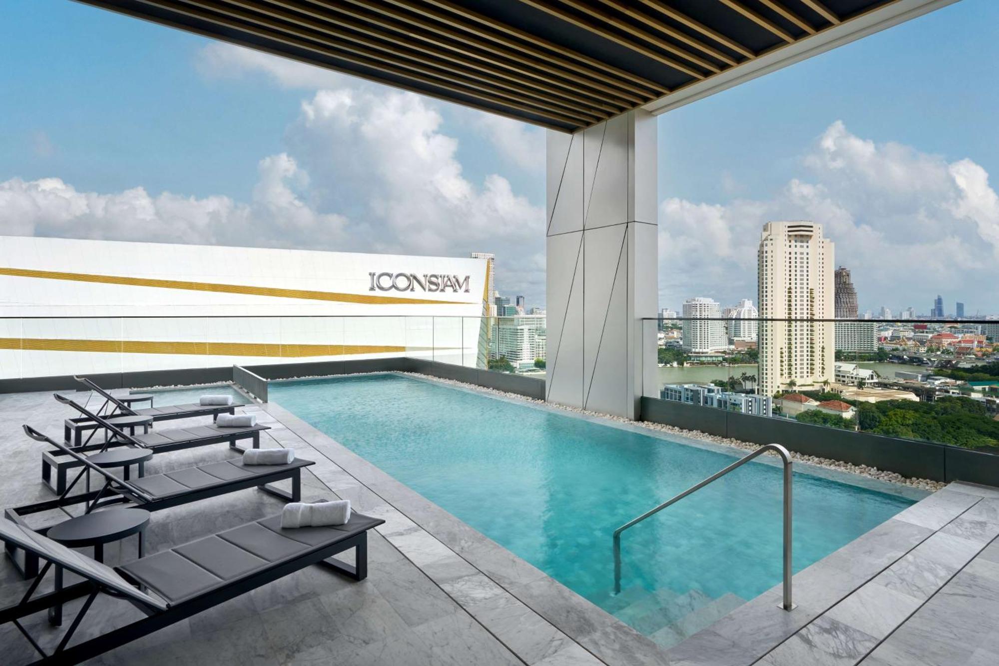 Hilton Garden Inn Bangkok Riverside Luaran gambar