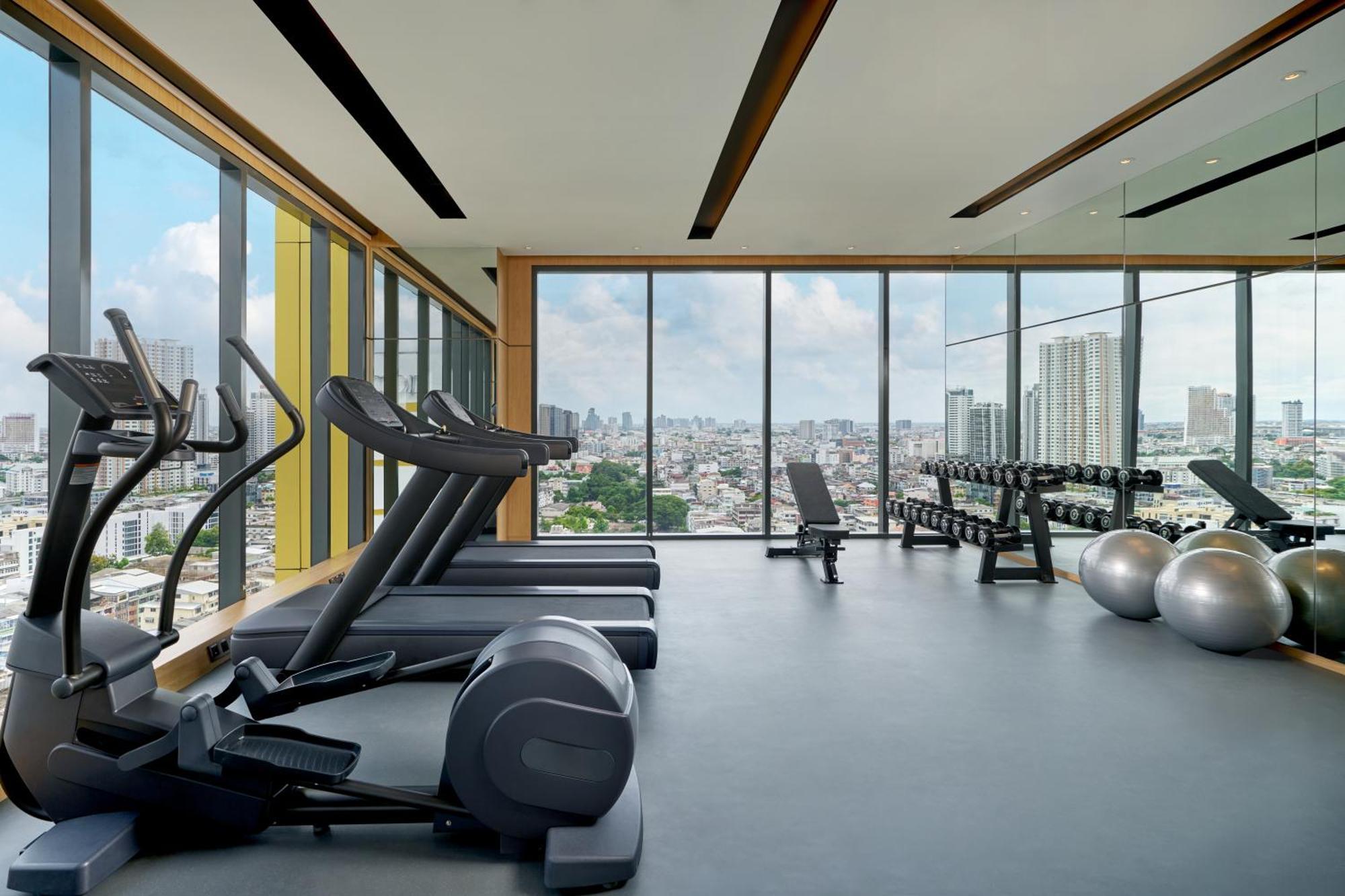 Hilton Garden Inn Bangkok Riverside Luaran gambar