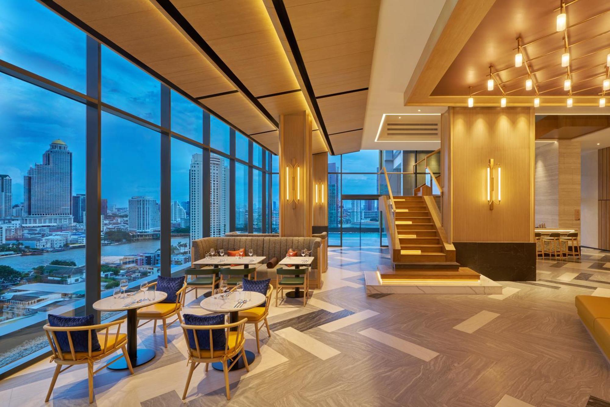 Hilton Garden Inn Bangkok Riverside Luaran gambar