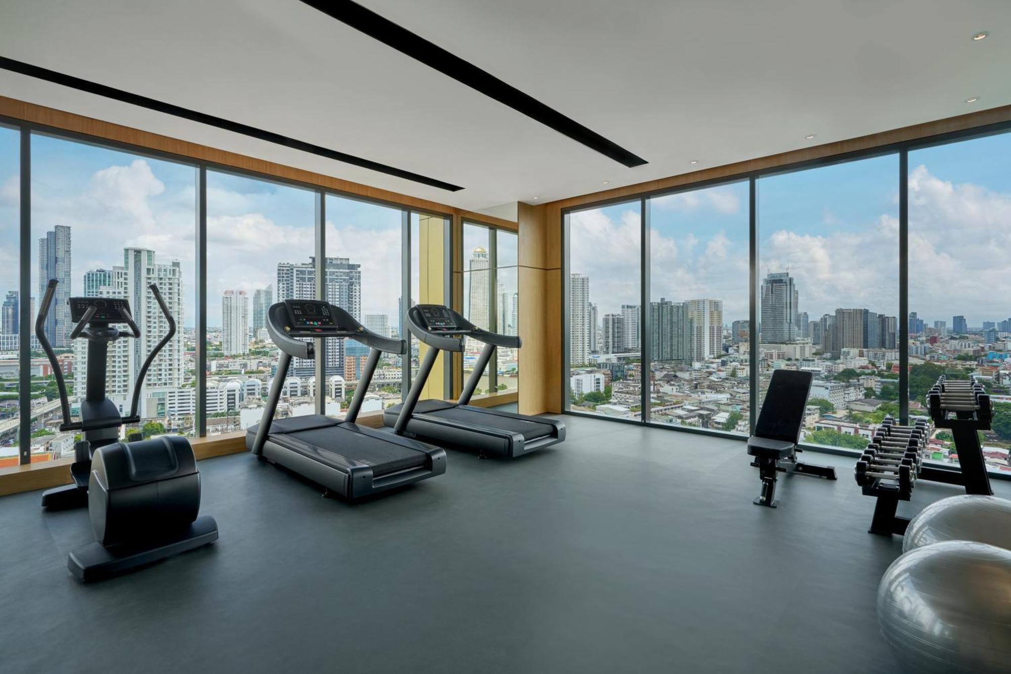 Hilton Garden Inn Bangkok Riverside Luaran gambar